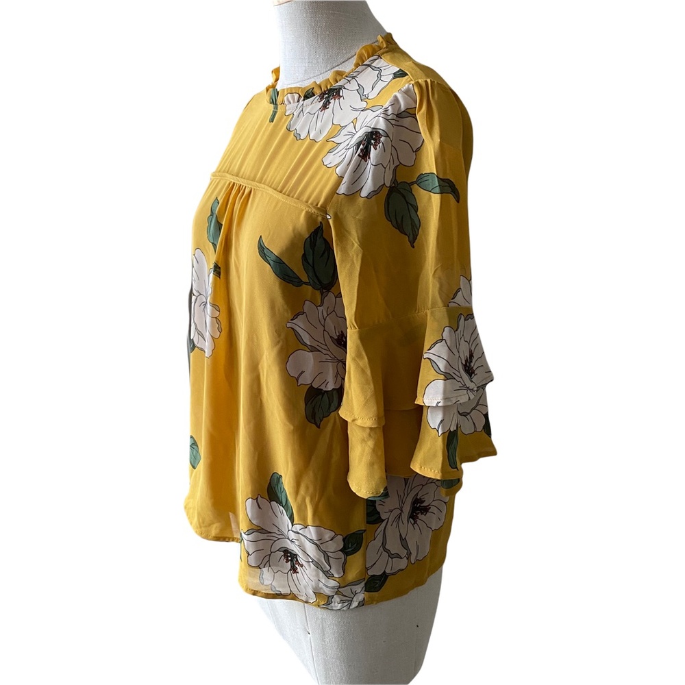 🌸 NWT Monteau Golden Yellow Floral Blouse Top with Tiered Ruffle Sleeves - Picture 4 of 6